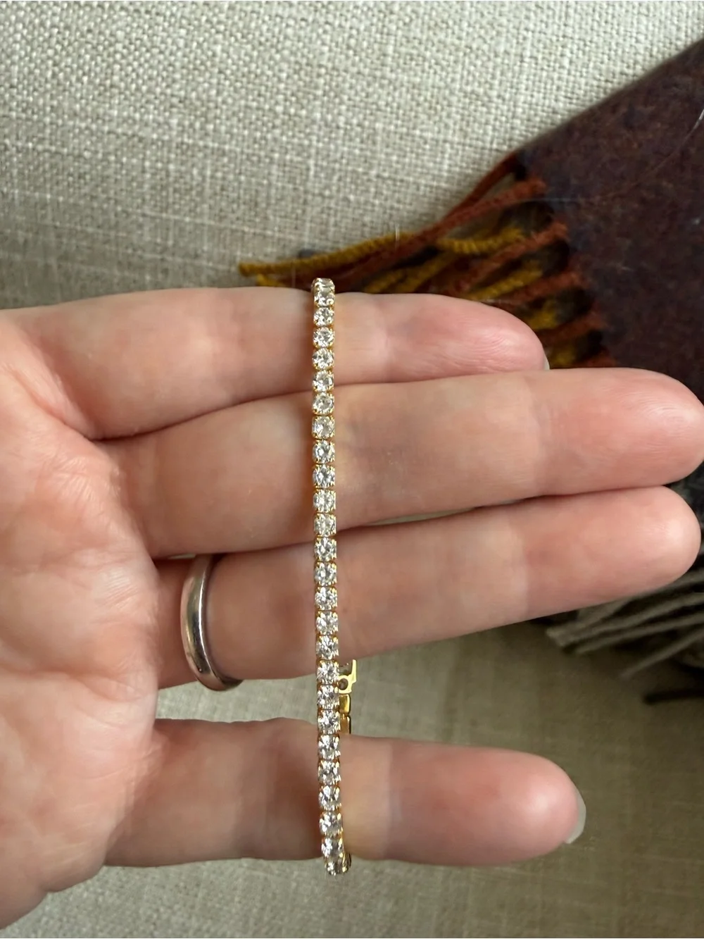 N/A delicate gold